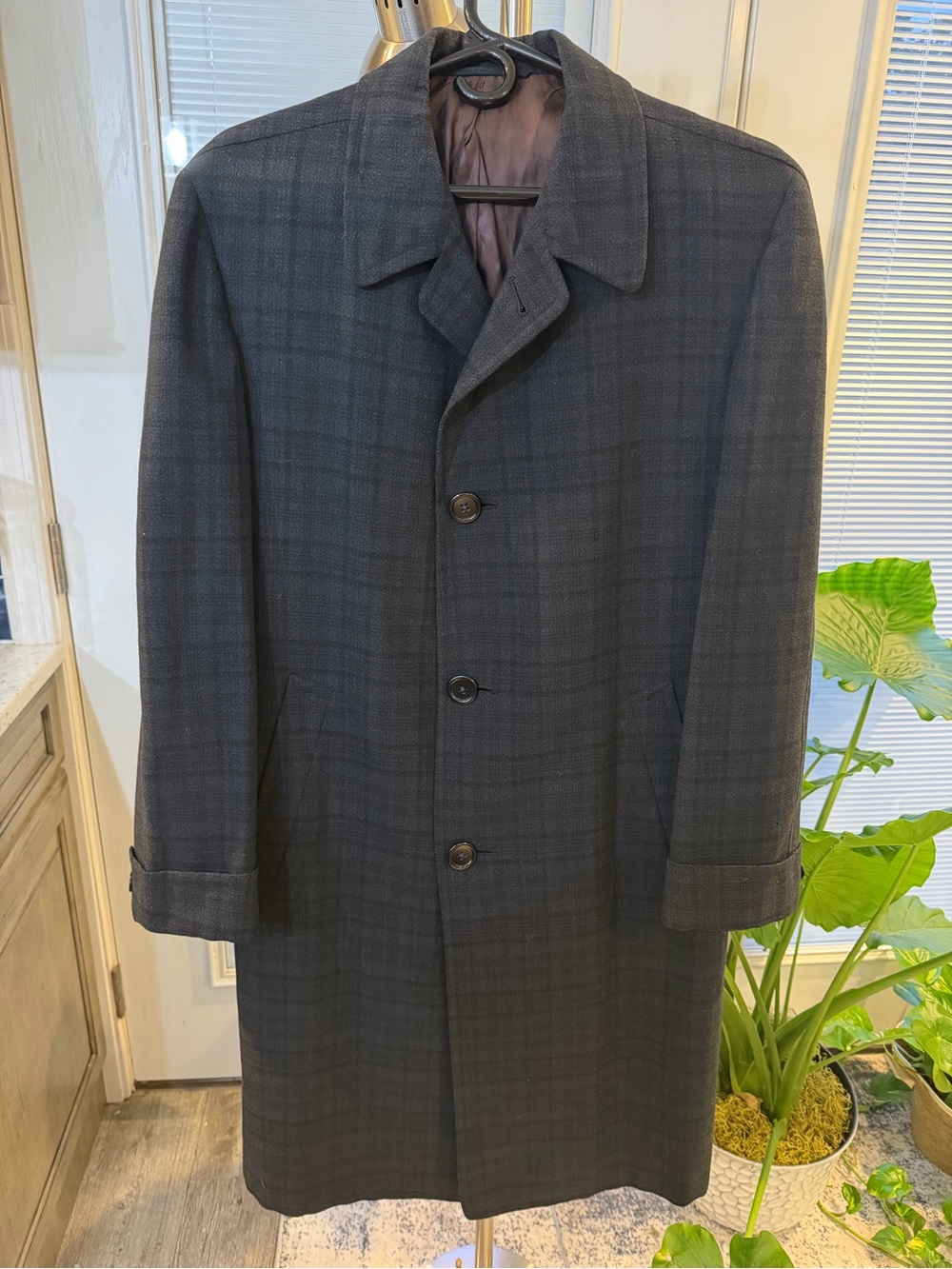 Hart Schaffner Marx Men's Dark Gray Plaid Trench Coat